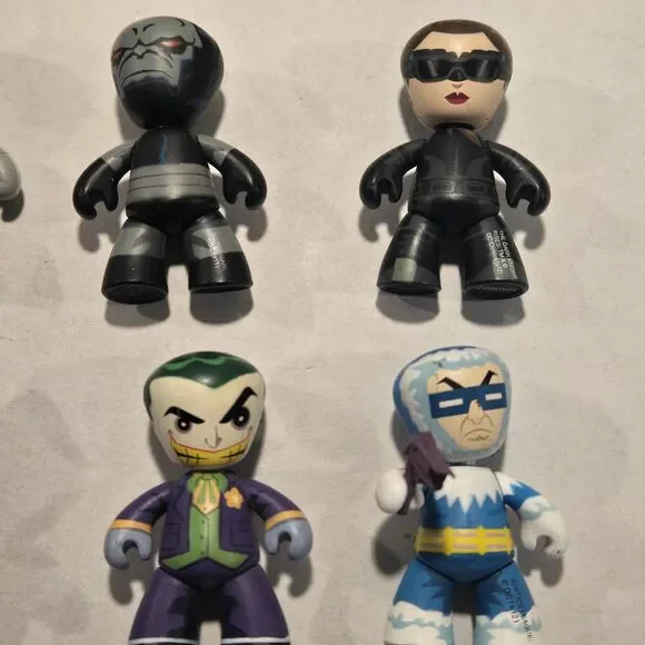 Mezco Mini Mez-Itz DC Comics Figure Lot - 15 Figures Inc. Rare Variants & Batman - Picture 5 of 16